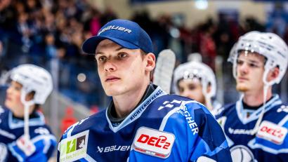 Bild: Tobias Neubert
Der 21-jährige Simon Wolf steht am Freitagabend im Heimspiel gegen die Eispiraten Crimmitschau im Tor der Blue Devils Weiden.