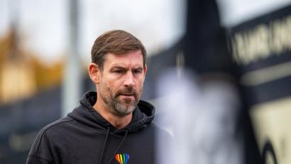 Bild: Harald Tittel/dpa
Trainer Thomas Kleine fordert eine Reaktion seiner Mannschaft.