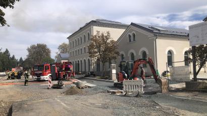 Archivbild: wro
Das Feuer im Dachstuhl des Bahnhofs in Wiesau am 9. September war ein Rückschlag, von dem man sich in Wiesau inzwischen erholt hat.