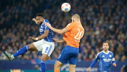 Bild: Bernd Thissen/dpa
Sylla erzielte das 1:0 für Schalke.
