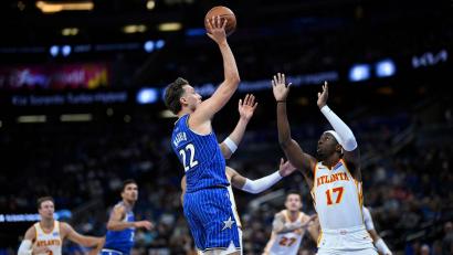 Bild: Phelan M. Ebenhack/FR121174 AP/AP/dpa
Die starke Leistung von Franz Wagner (links) reichte nicht zum Sieg.