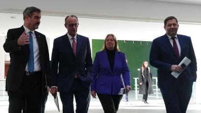 Bild: Kay Nietfeld/dpa
Söder mahnt mehr Miteinander der Koalitionäre an. (Archivbild)