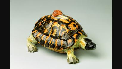 Bild: Museen der Stadt Bamberg, Sammlung Ludwig
Terrine in Form einer Schildkröte, Straßburg, um 1745-54, Fayence.