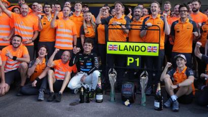 Bild: Fernando Llano/AP/dpa
P1 für Platz eins - wird das am Ende auch der Rang für Lando Norris in der WM sein?