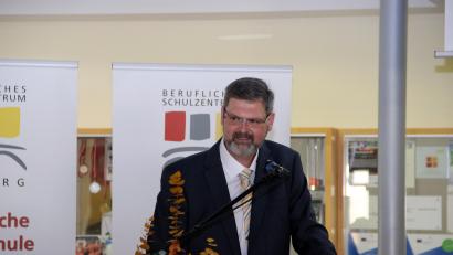 Bild: Claudia Wittmann Staatl. Fachoberschule
Wolfgang Prebeck ist neuer Schulleiter am Beruflichen Schulzentrum Amberg.