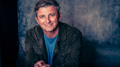 Bild: Bild@fotowunder
Hans Sigl verspricht eine "literarische Schlittenfahrt" in der Vorweihnachtszeit.