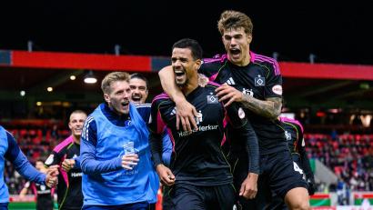 Bild: Tom Weller/dpa
Ausgerechnet Robert Glatzel: Der zuletzt kaum berücksichtigte HSV-Stürmer schoss das Tor des Abends.