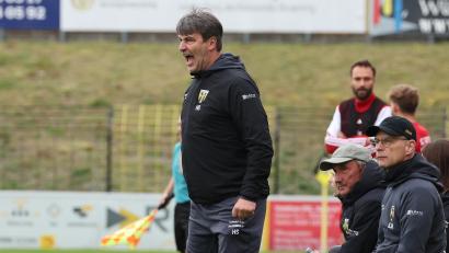 Bild: PixMaWi - Mario Wiedel
Henrik Schödel konzentriert sich künftig ganz auf seine Aufgabe als Trainer des Fußball-Bayernligisten SpVgg Bayern Hof.