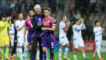 Bild: Christian Charisius/dpa
Andrich (links) und Kimmich haben sich über die Nationalmannschaft angefreundet. (Archivfoto)