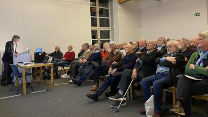 Bild: gsp
Der Vortragsraum im Amberger Staatsarchiv war am Dienstagabend voll, als Archivoberrat Dr. Till Strobel seinen Vortrag hielt.