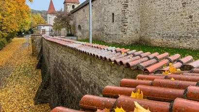 Bild: Petra Hartl
Herbstsonne und Wolken prägen das Allerheiligen-Wochenende in der Oberpfalz.