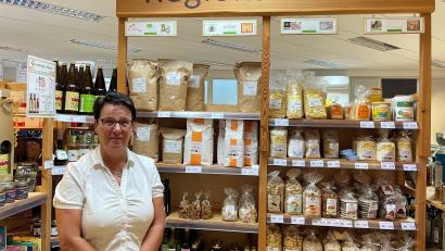 Bild: Johanna Kopp
Geschäftsführerin Petra Reil im Gänsbürgerladen in Waldthurn.