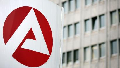 Bild: Oliver Berg/dpa
Die Herbstbelebung auf dem deutschen Arbeitsmarkt fällt in diesem Jahr nur schwach aus. (Archivbild)