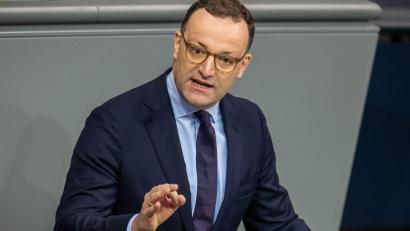Bild: Michael Kappeler/dpa
Spahn erinnert die SPD an „brutale“ Umfragewerte