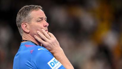 Bild: Harry Langer/dpa
Kein Grund zur Freude. Alfred Gislason ist nicht zufrieden mit der Mannschaftsleistung.