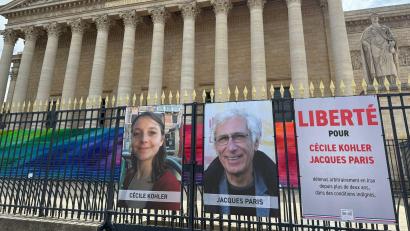 Bild: Rachel Boßmeyer/dpa
Nach mehr als drei Jahren konnten zwei Franzosen die Haft im Iran verlassen. (Archivbild)