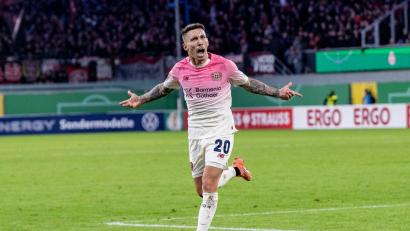 Bild: David Inderlied/dpa
Alejandro Grimaldo gehört bei Bayer Leverkusen derzeit zu den Leistungsträgern. (Archivbild)