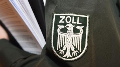 Bild: Stefan Sauer/dpa-Zentralbild/dpa
Verbrauchern wird dringend davon abgeraten, Potenzmittel im Internet zu bestellen. (Symbolbild)