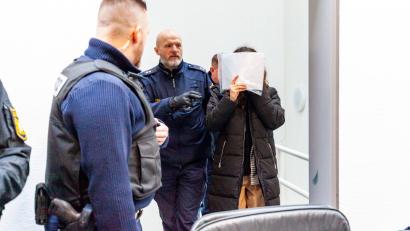 Bild: Cornelia Hammer/dpa
Das Urteil gegen die Angeklagte im Doppelgängerin-Fall ist nun rechtskräftig. (Archivbild)