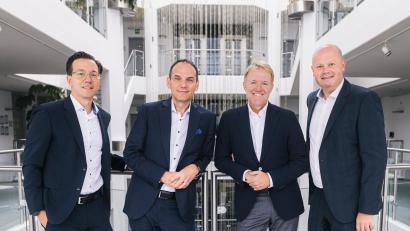 Bild: ©Conrad Electronic
Die verstärkte Geschäftsführung von Conrad Electronic: Sebastian Dehnen (von links), CEO Ralf Bühler und die beiden neuen Geschäftsführer Daniel Saga und Guy Dann.