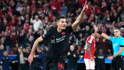 Bild: Ana Brigida/AP/dpa
Patrik Schick köpfte Bayer zum Sieg