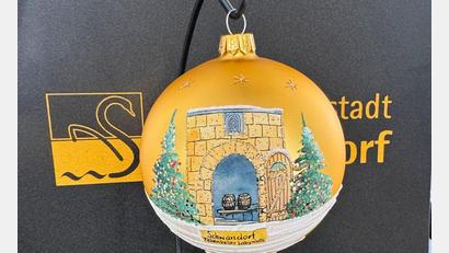 Bild: Sandra Schmid/Stadt Schwandorf
Das Felsenkeller-Labyrinth ziert die neue Schwandorfer Christbaumkugel.