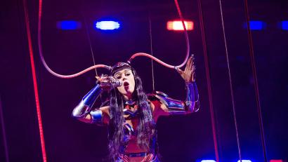 Bild: Moritz Frankenberg/dpa
Katy Perry begeisterte ihre Fans in Hannover mit einer spektakulären Science-Fiction-Show. (Archivbild)