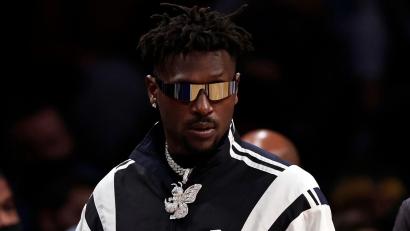 Bild: Adam Hunger/FR110666 AP/dpa
Antonio Brown droht eine lange Haftstrafe. (Archiv)