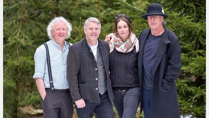 Bild: Alexander Huber/exb
Adrian Kreuzer, Franz Mosauer, Susi Raith und Edgar Feichtner spielen ein besonderes Weihnachtsprogramm.