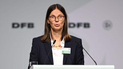 Bild: Arne Dedert/dpa
Silke Sinning bleibt Vizepräsidentin des DFB