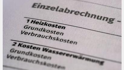 Bild: Jens Kalaene/dpa
Mietervereine melden weiter viele Anfragen wegen Nachforderungen von Heizkosten. (Symbolbild)