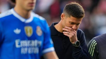 Bild: Manu Fernandez/AP/dpa
Zwei Spiele ohne Tor - spanische Medien kritisieren bereits Real-Coach Xabi Alonso.