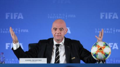 Bild: Ding Ting/Xinhua/dpa
Die FIFA mit Präsident Gianni Infantino richtet einen Sonderfonds ein.