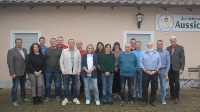 Bild: pop
Die Kandidaten der SPD für die Kommunalwahl 2026 stehen fest. Bürgermeisterkandidat ist Christian Renghart (Sechster von links).