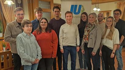 Bild: wel
Mit "frischem Wind" möchte die Junge Union mit Peter Scharnagl (Mitte) an der Spitze im Stadtrat mitwirken