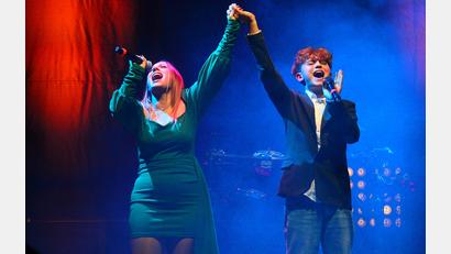 Bild: stg
Eines der markantesten Duette des Abends steuern Emily und Luca mit "Grande Amore" bei.