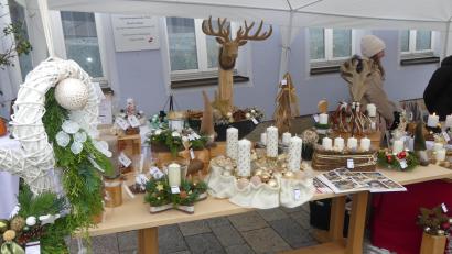 Bild: rn
Ein Hirsch bewachte diesen Stand.