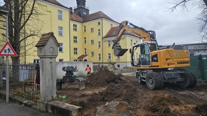 Bild: Christopher Dotzler
Bei der Max-Josef-Schule stehen gerade Bauarbeiten an.
