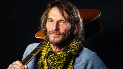 Bild: Simone Attisani 
Hans Söllner gastiert am 24. April.2026 in Neunburg vorm.Wald.