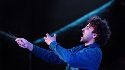 Archivbild: Konrad Schmitz
Ehemalige Musikschüler wie Adnan Barani, der jetzt an der Musikhochschule Würzburg studiert, sind die große Freude des Fördervereins. MUT hat auch ihn mit einem Stipendium unterstützt.