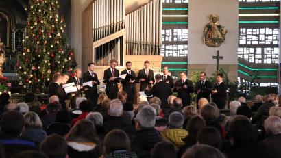 Bild: Peter Kick
Der Auftritt des Hubert Velten Ensembles in der Gebenbacher Kirche St. Martin im vergangenen Jahr.