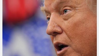 Bild: Jacquelyn Martin/AP/dpa
Für US-Präsident Trump ist der Fall Epstein noch nicht ausgestanden. (Archivbild)