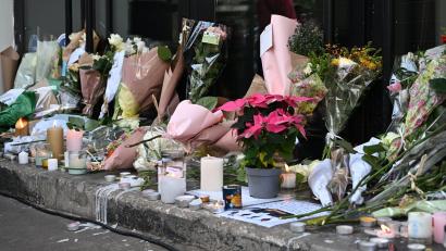 Bild: Emma Da Silva/AP/dpa
Mit zahlreichen Gedenkveranstaltung erinnert Frankreich an die Opfer der Terrorserie vor zehn Jahren.