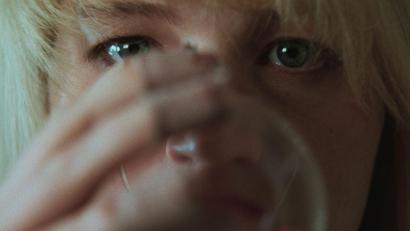 Bild: Kimberly French NPB/MUBI/dpa
Jennifer Lawrence als Grace in einer Szene das Films.