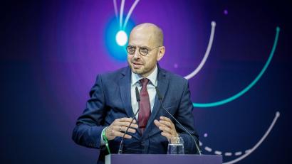 Bild: Kay Nietfeld/dpa
Siemens Energy-Chef Christian Bruch stellt stark steigende Gewinne in Aussicht. (Archivbild)