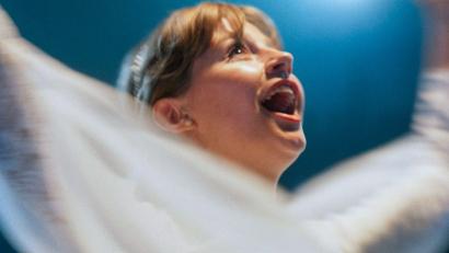 Bild: -/Kinescope Film/NDR/Arte/dpa
Die Familie, in der Hannah und Timo aufwachsen, ist streng evangelikal.