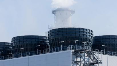 Bild: Rolf Vennenbernd/dpa
Die Koalition hat sich auf eine Kraftwerksstrategie geeinigt. Bis 2032 sollen insgesamt 12 Gigawatt steuerbare Leistung entstehen, vor allem durch neue Gaskraftwerke. (Archivbild)