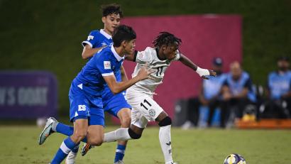 Bild: Markus Ulmer/Pressefoto Ulmer/dpa
Auch Bayerns Nachwuchstalent Mike Wisdom (Nummer 11/Szene aus dem Spiel gegen El Salvador) konnte gegen Burkina Faso kaum Akzente setzen.