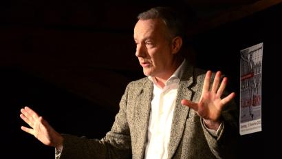 Bild: Kunz
Johannes Kirchberg singt und rezitiert Texte von Kurt Tucholsky.