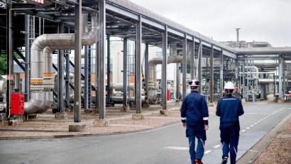 Bild: Hauke-Christian Dittrich/dpa
Der Gasspeicher Rehden in Niedersachsen - auch diese Anlage ist derzeit nicht allzu voll. (Archivbild)